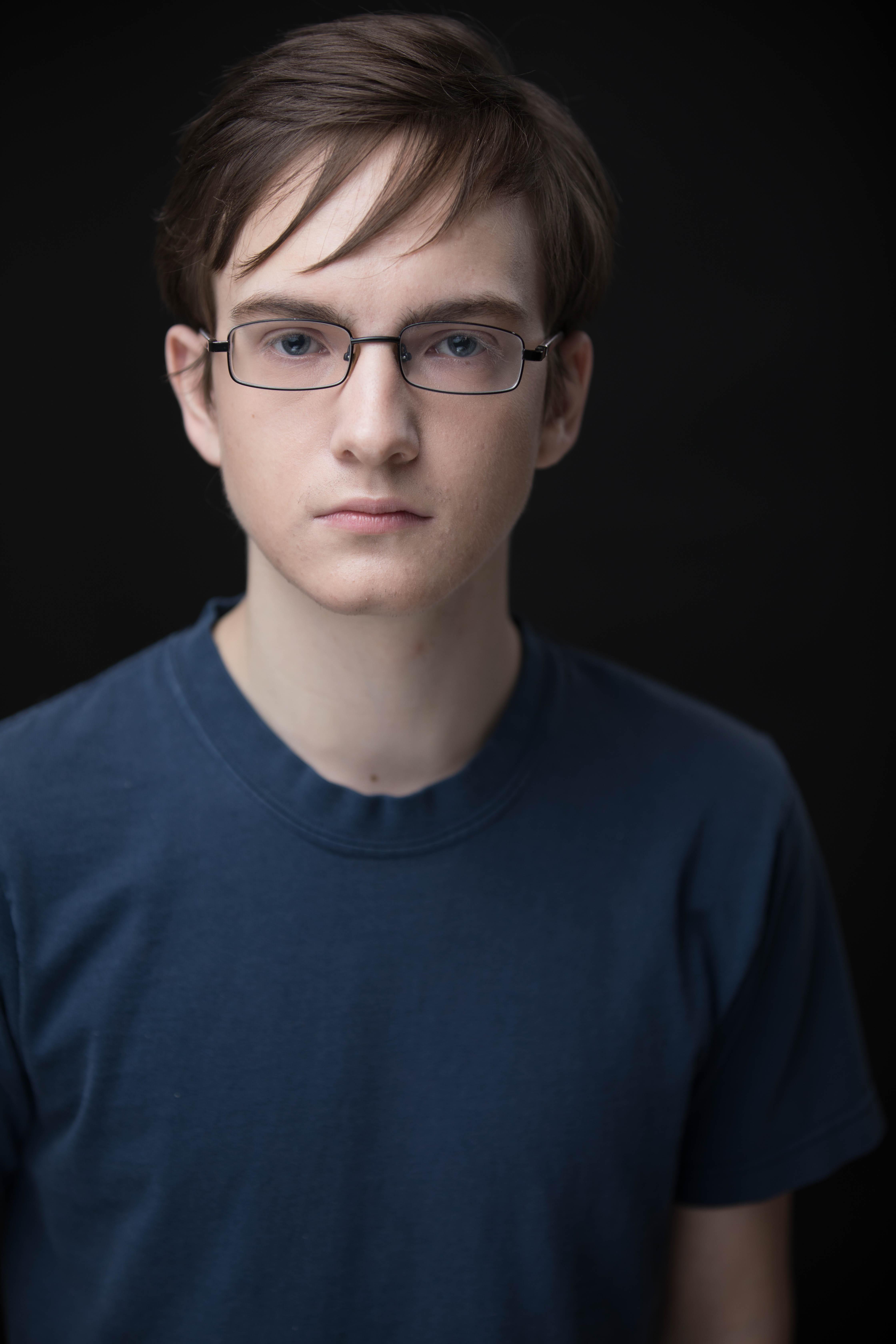 actor Braydon Langford large photo