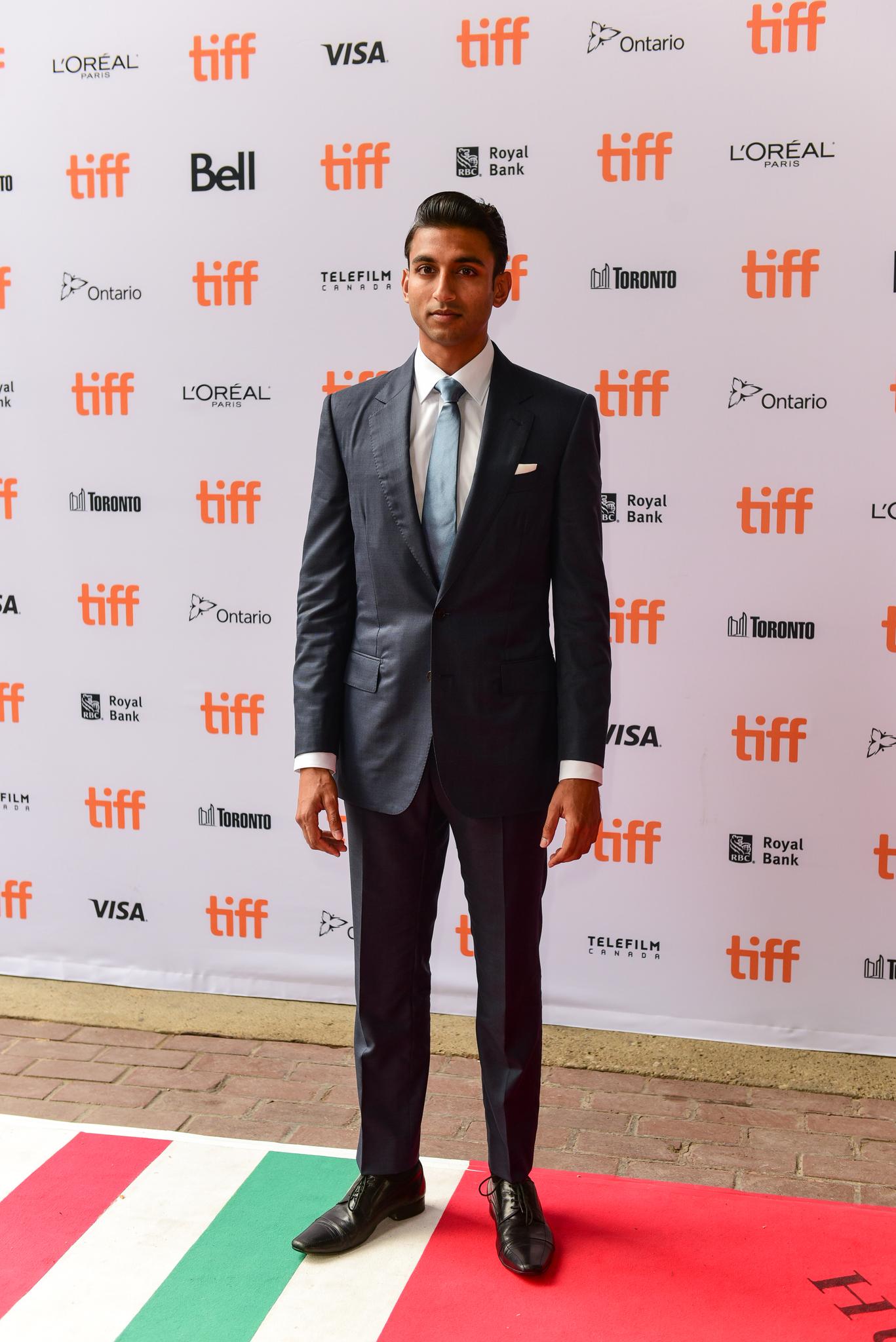 actor Avi Nash large photo