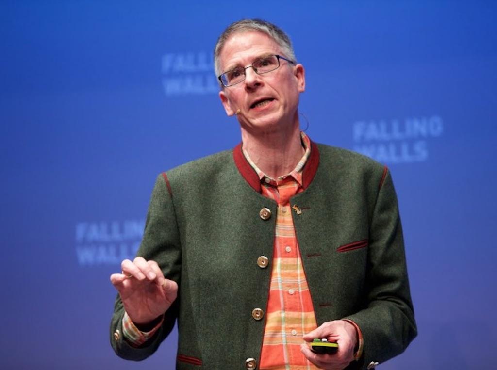 actor Christof Koch large photo