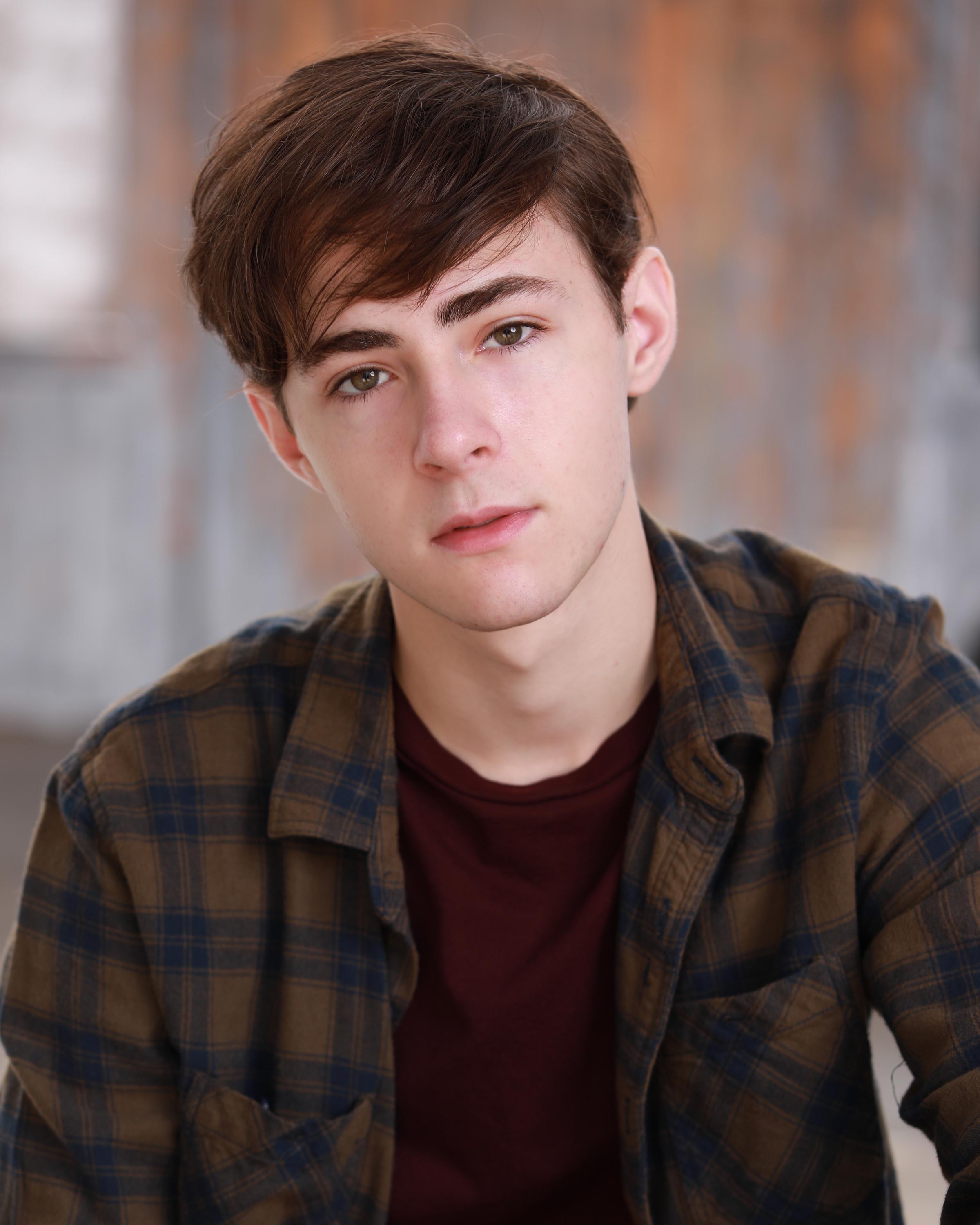 actor Anton Starkman large photo