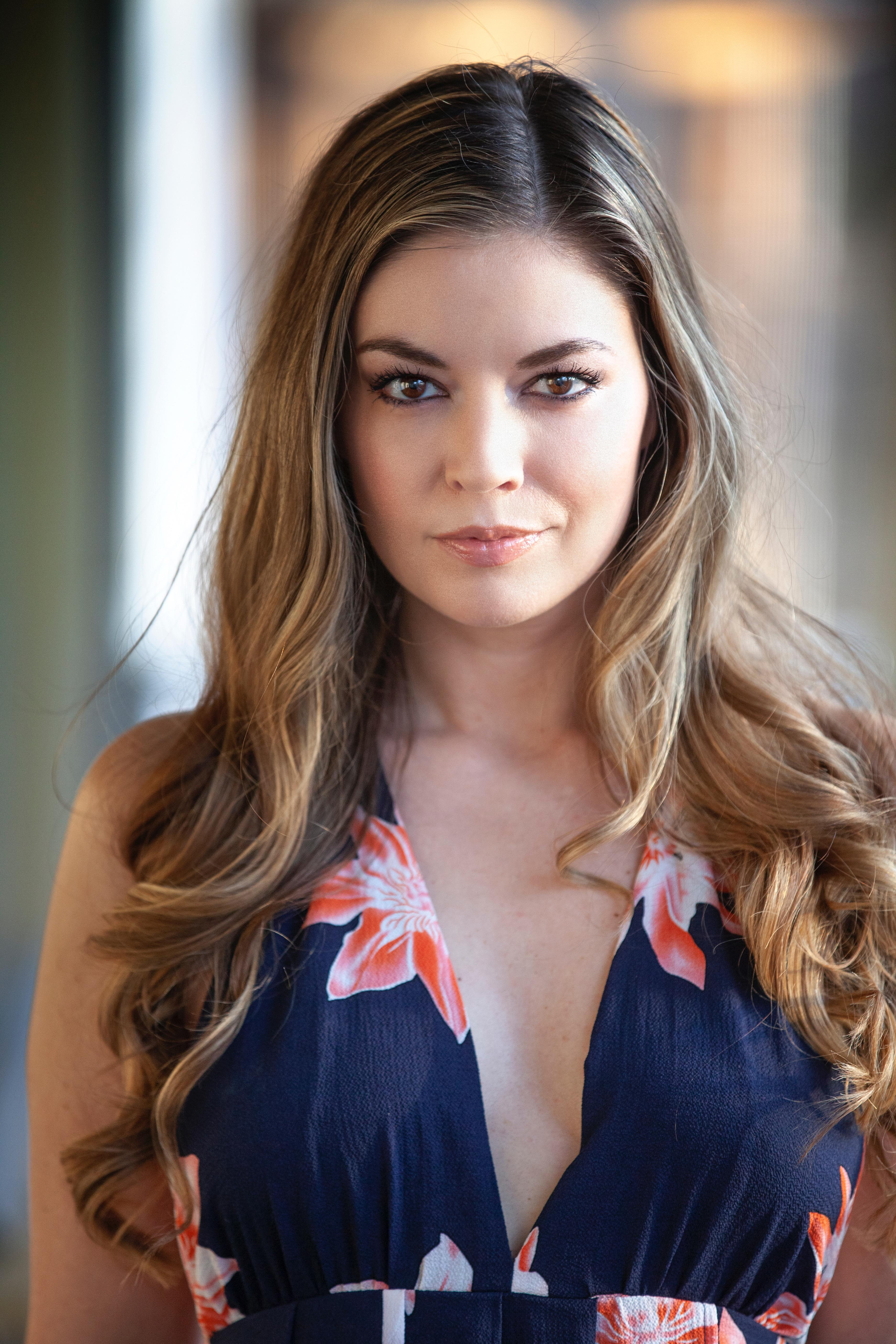 actor Carlee Baker large photo