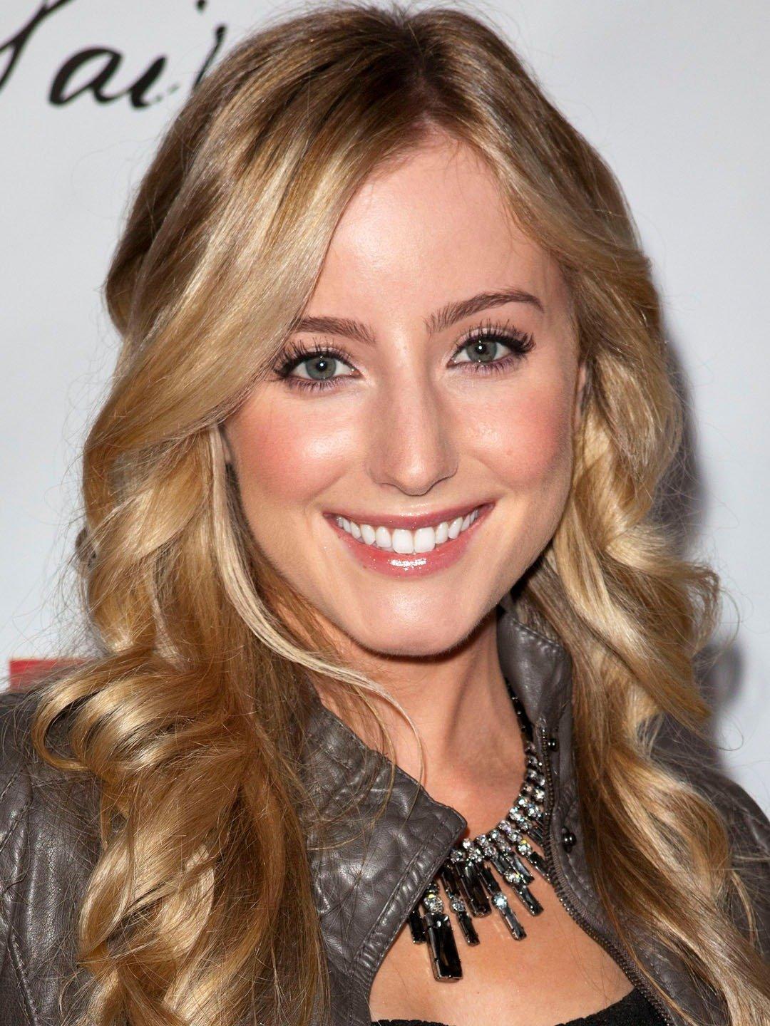 actor Katelyn Pacitto large photo