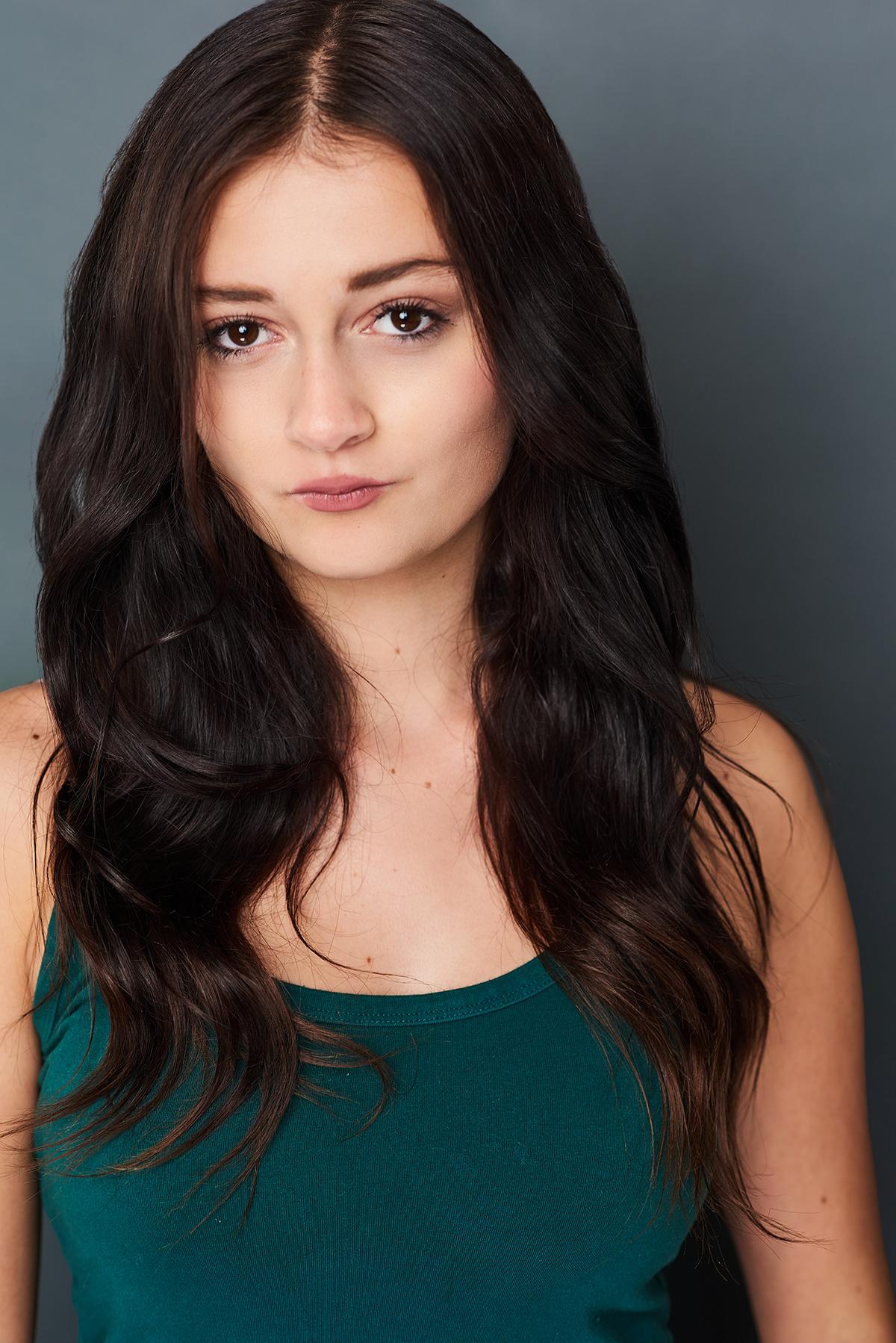 actor Sophie Fergi large photo