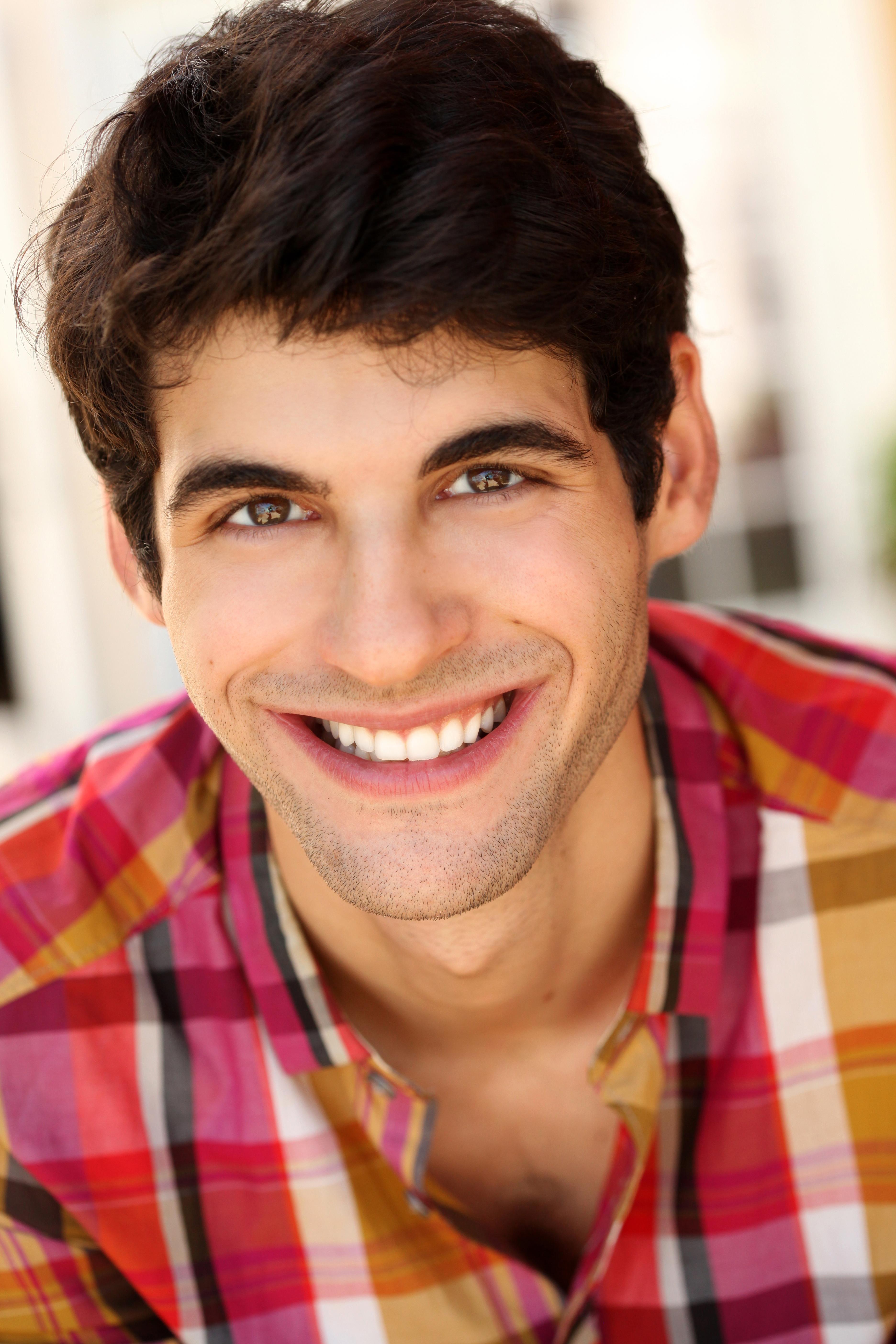 actor Yaki Margulies large photo