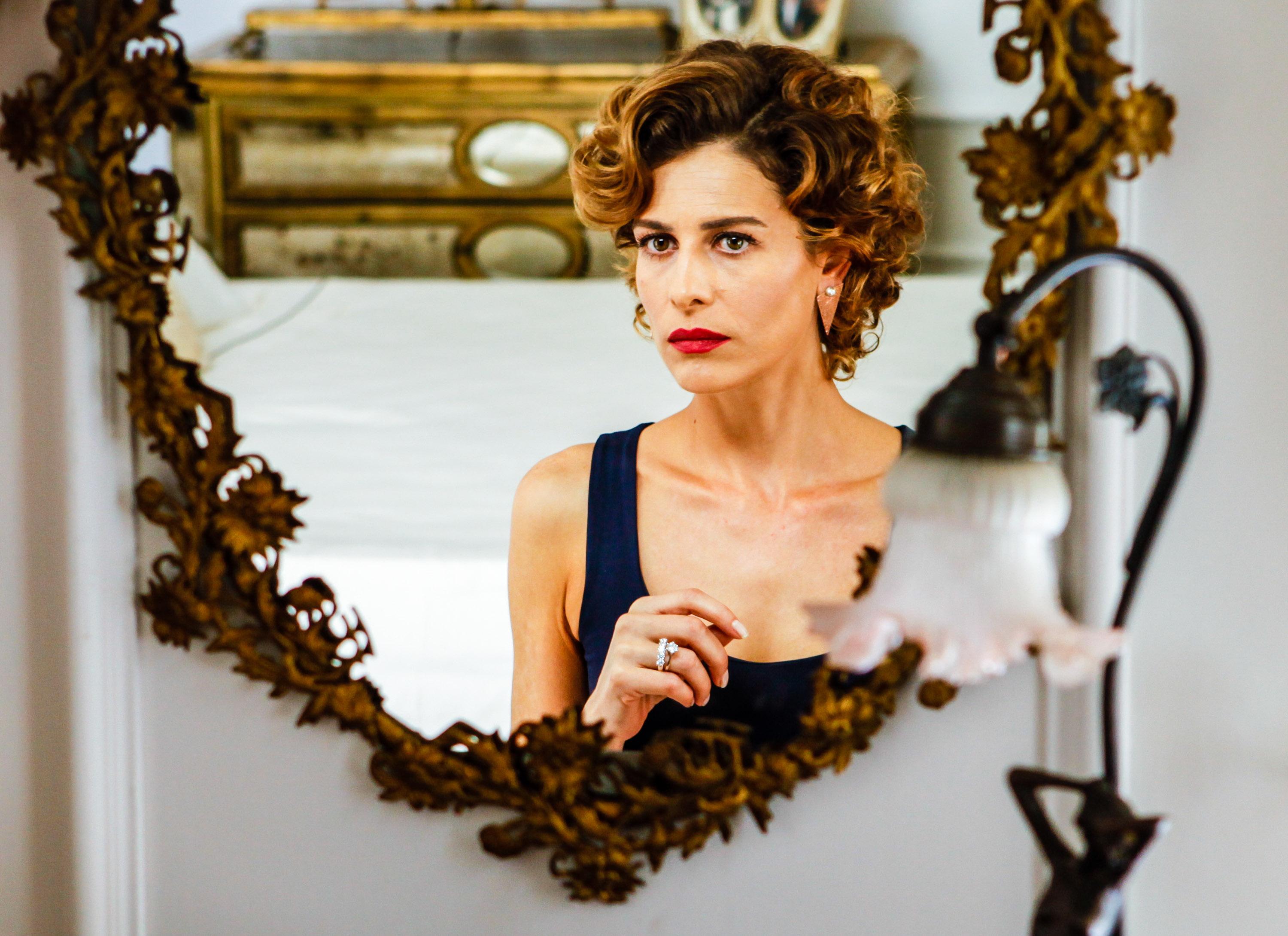 actor Ebru Özkan large photo