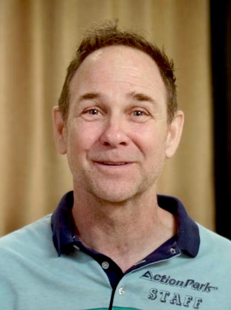 actor Bill Benneyan large photo