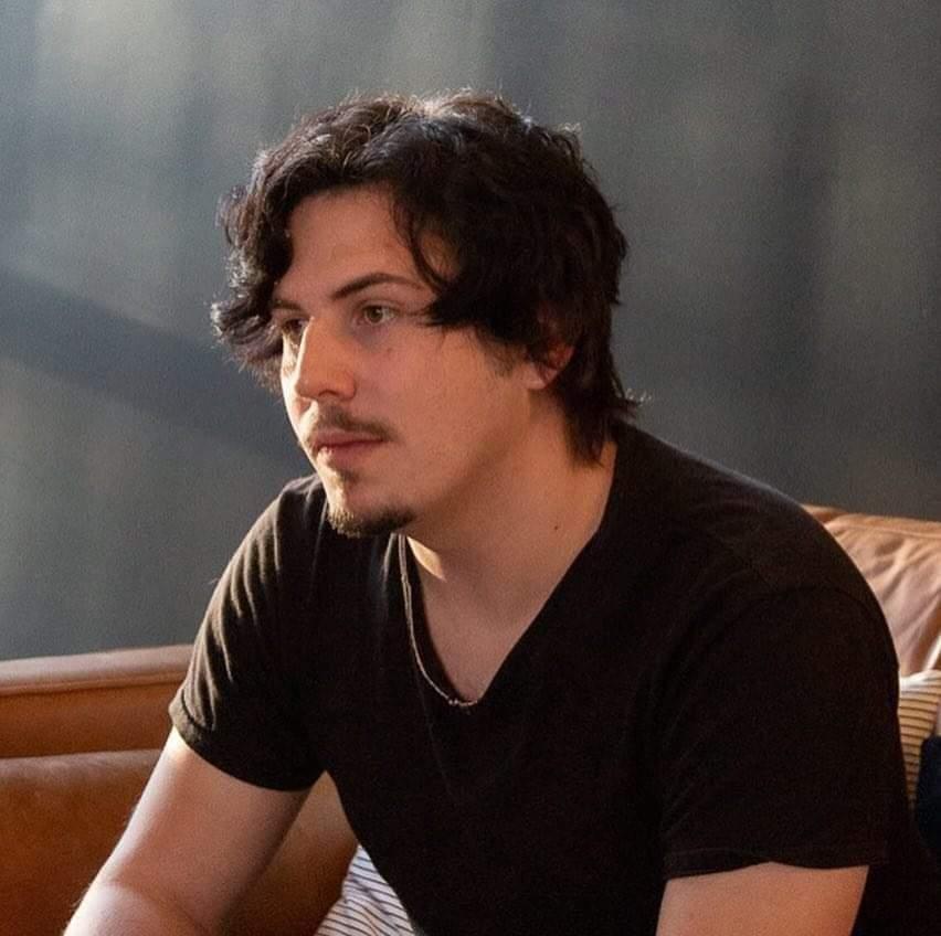 actor Jamison Stalsworth large photo