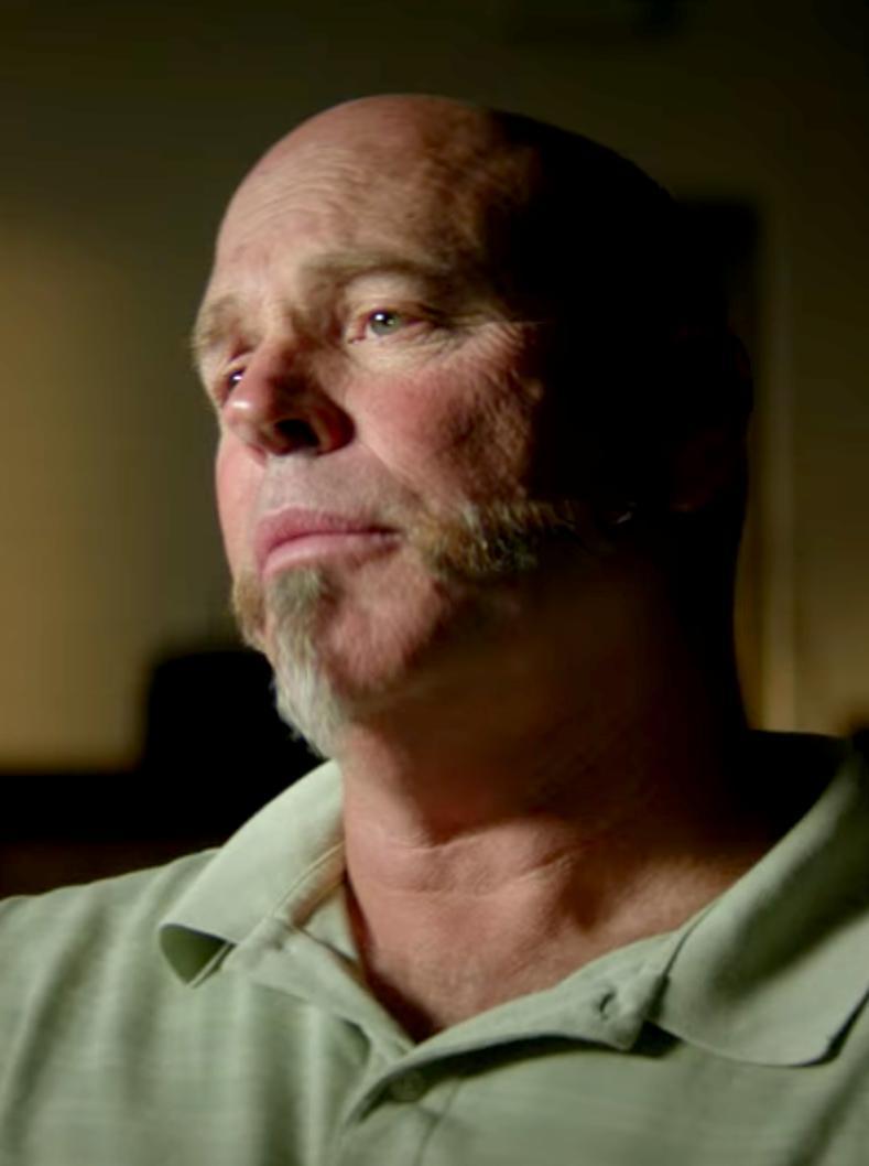 actor Dick Broady large photo