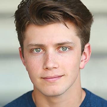 actor Luke Harmon large photo