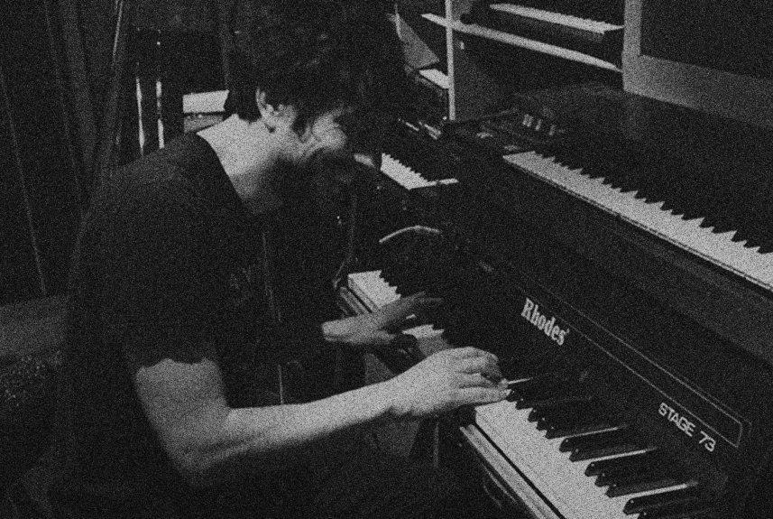 actor Edo Van Breemen large photo