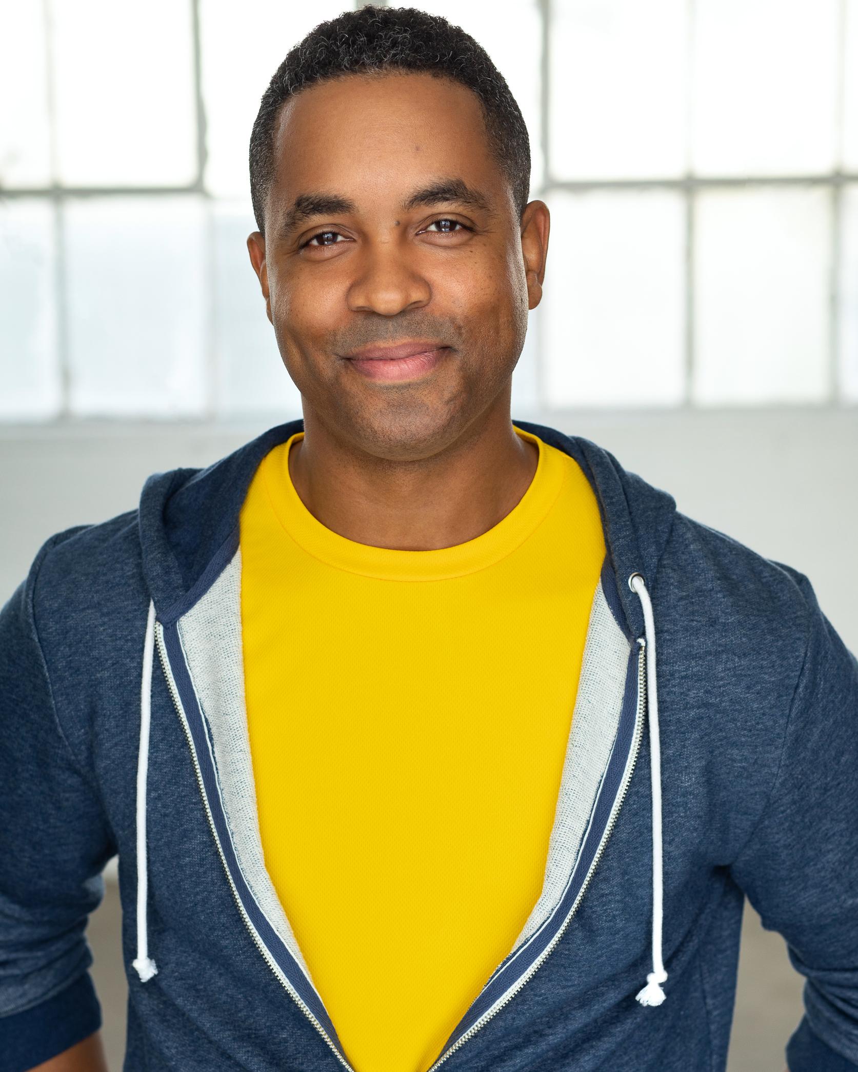 actor Dah-uh Morrow large photo