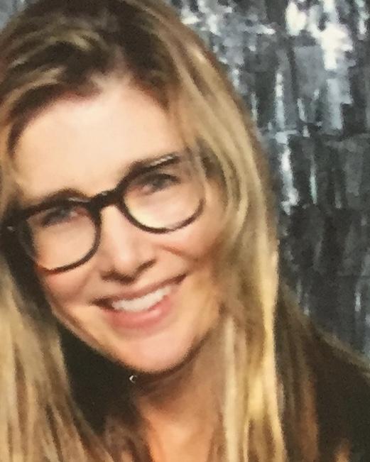 actor Alexandra Dickson Gray large photo