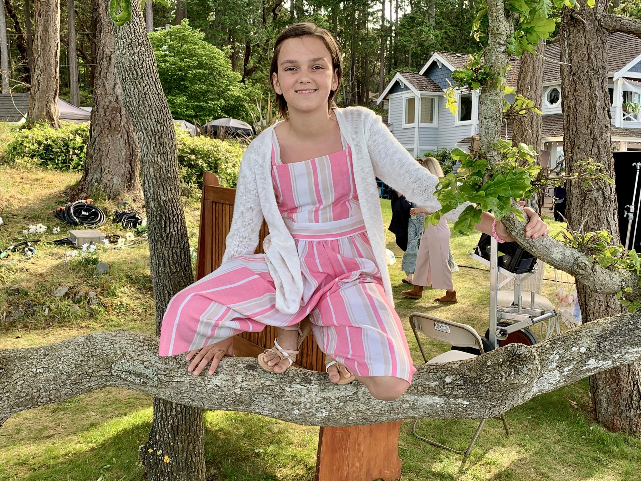 actor Abbie Magnuson large photo