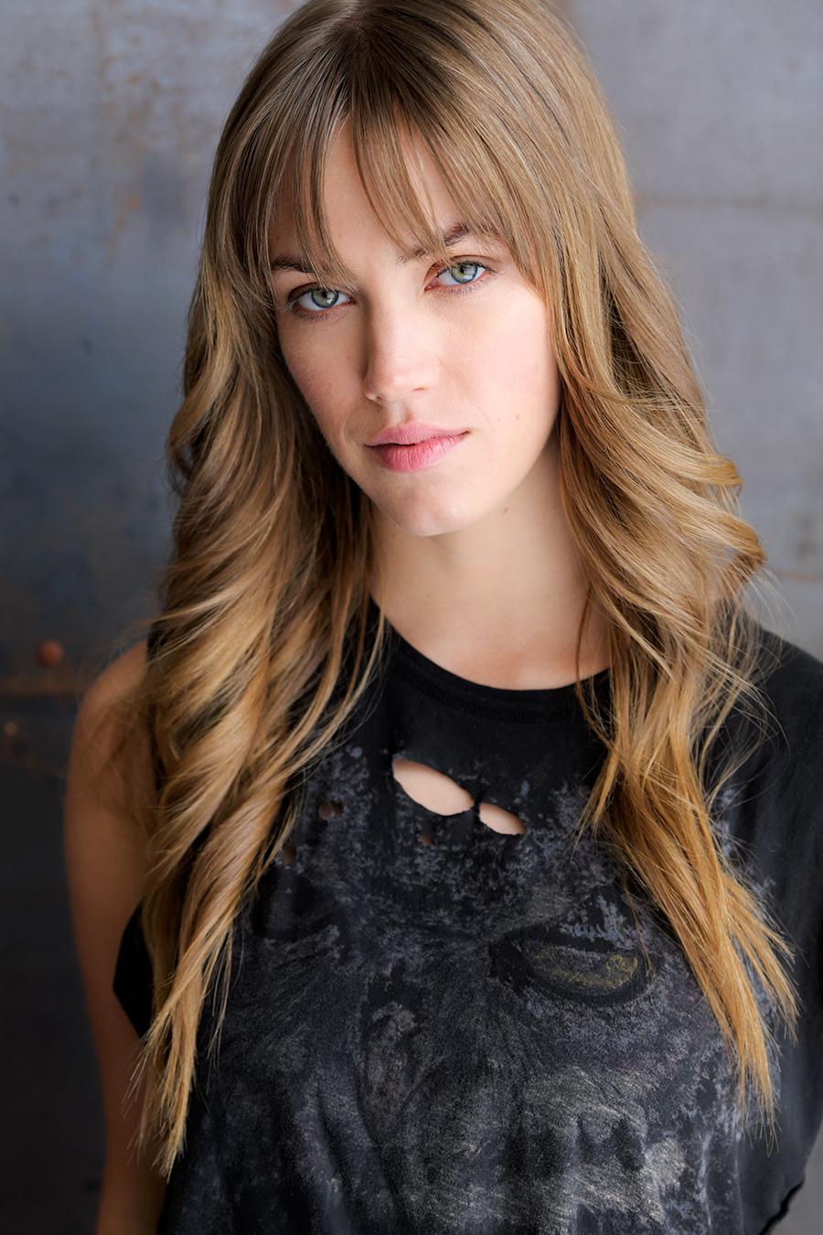 actor Rachel Faulkner large photo