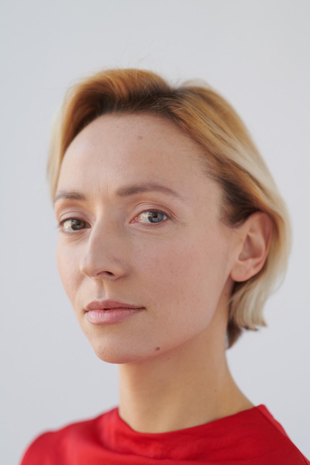 actor Karolina Porcari large photo