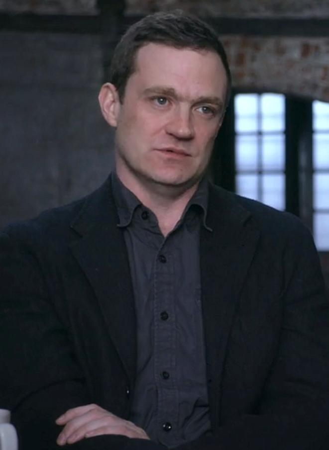 actor Patrick Radden Keefe large photo