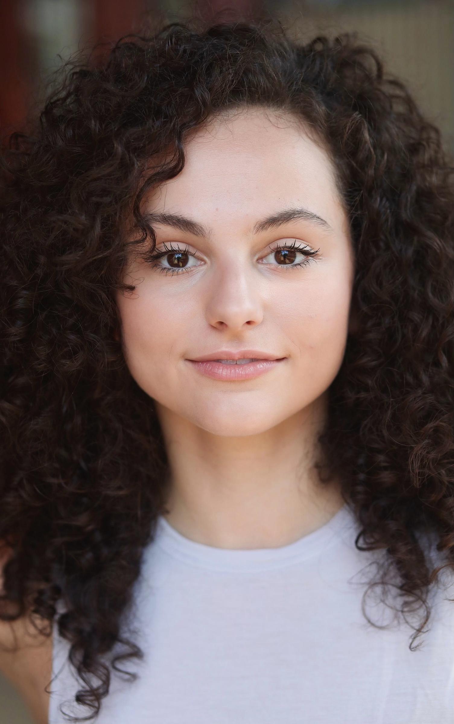 actor Isabella Frommelt large photo