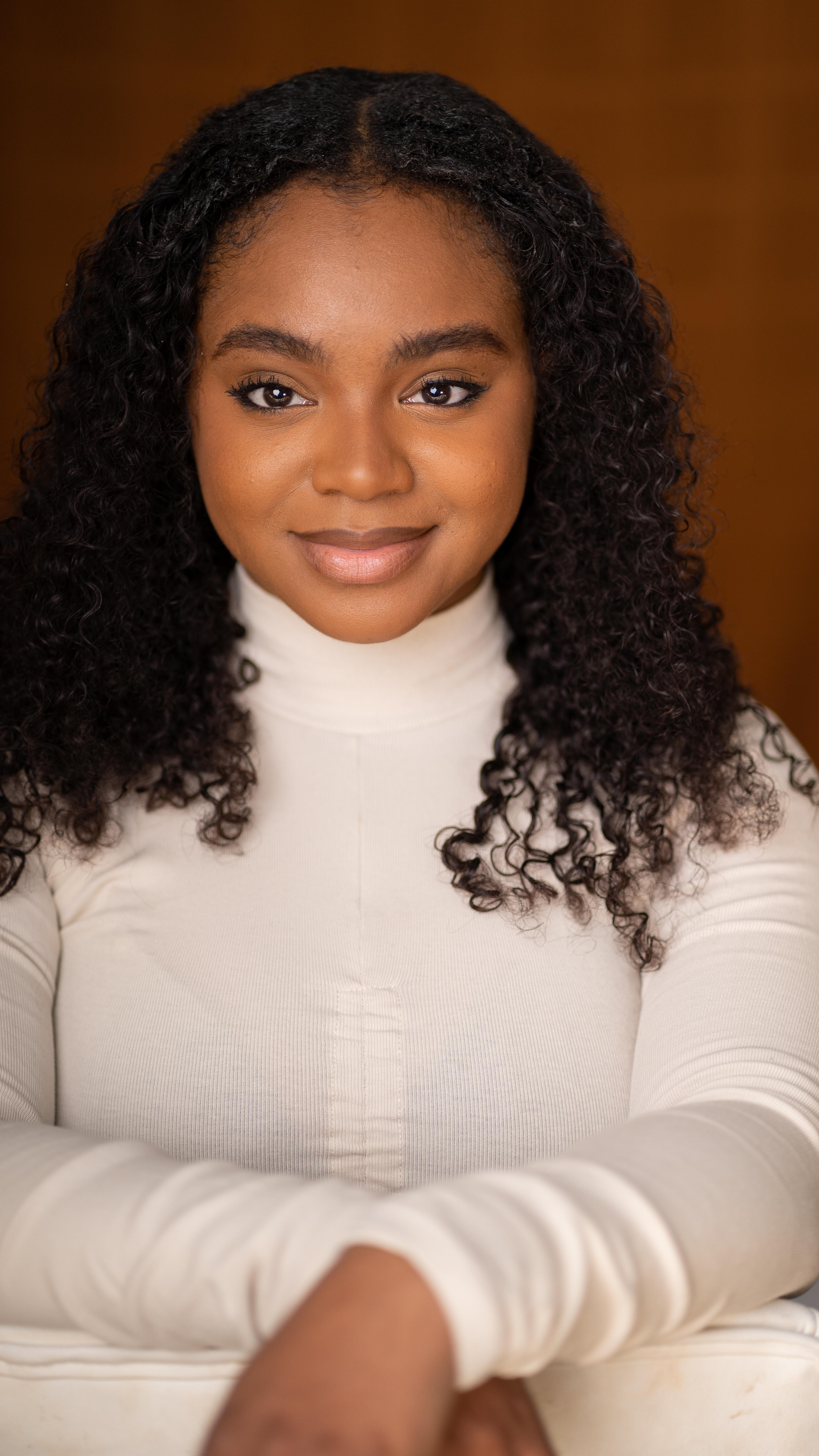 actor Elisha Davis large photo