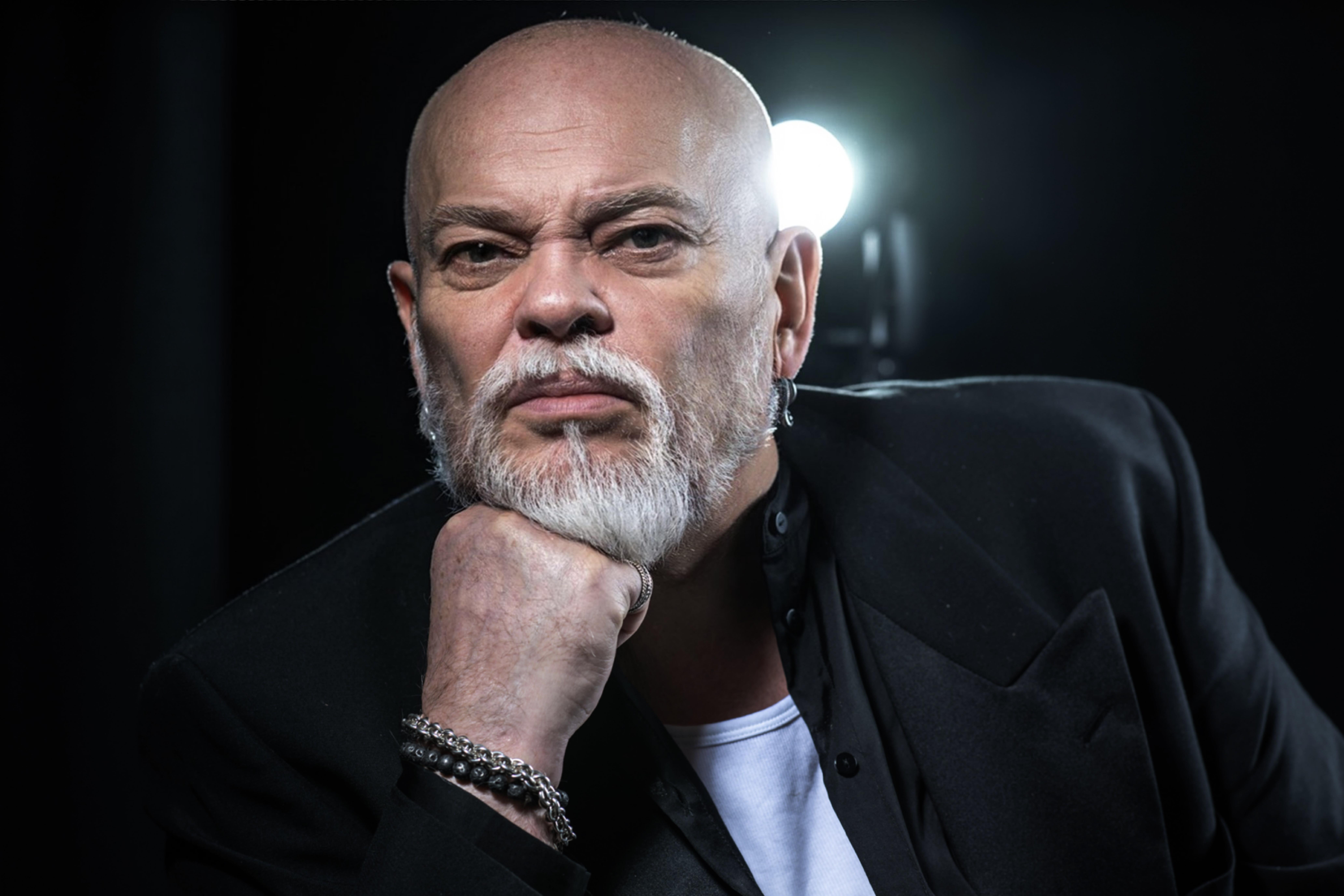 actor Sven Henriksen large photo