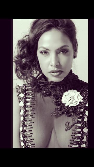 actor Nadia Dawn large photo