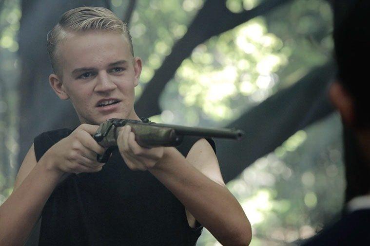 actor Bryce Moore large photo