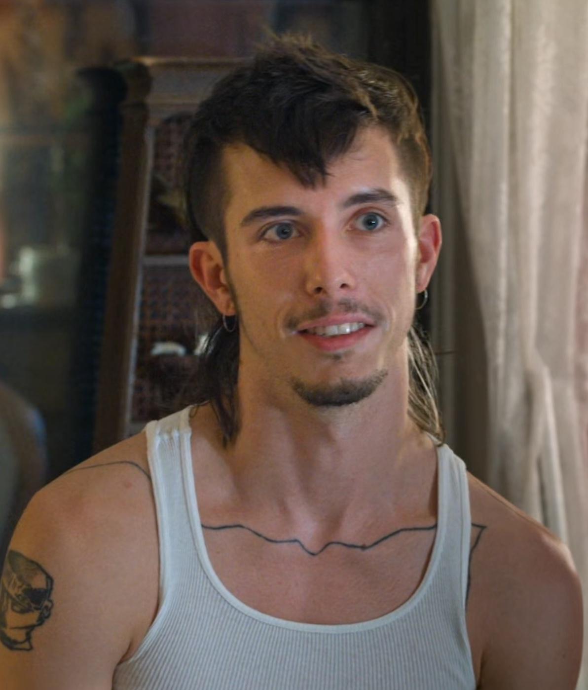 actor Harry Cullen large photo