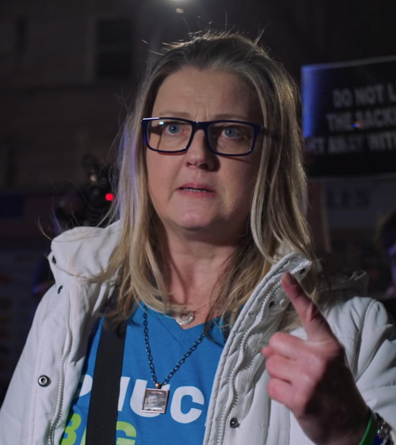 actor Alexis Pleus large photo