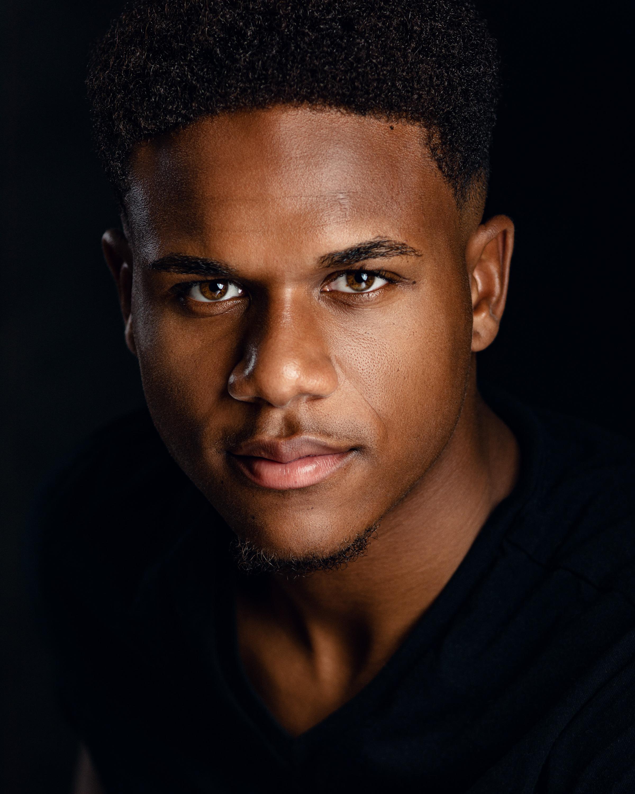 actor Darius Ledbetter large photo