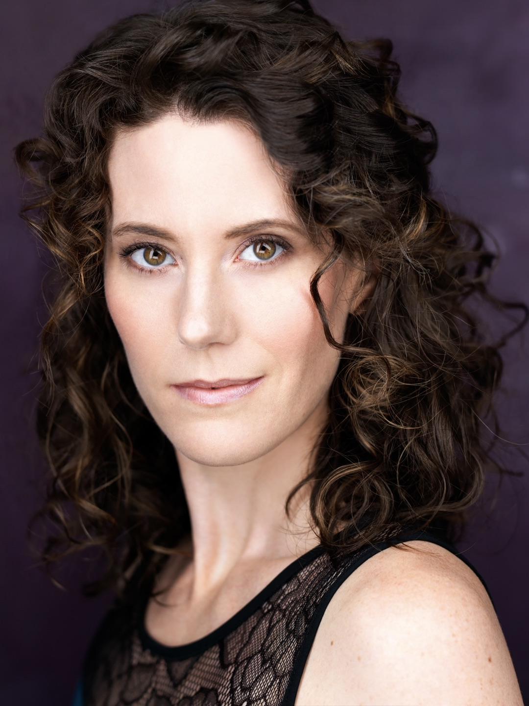 actor Lindsay Nance large photo