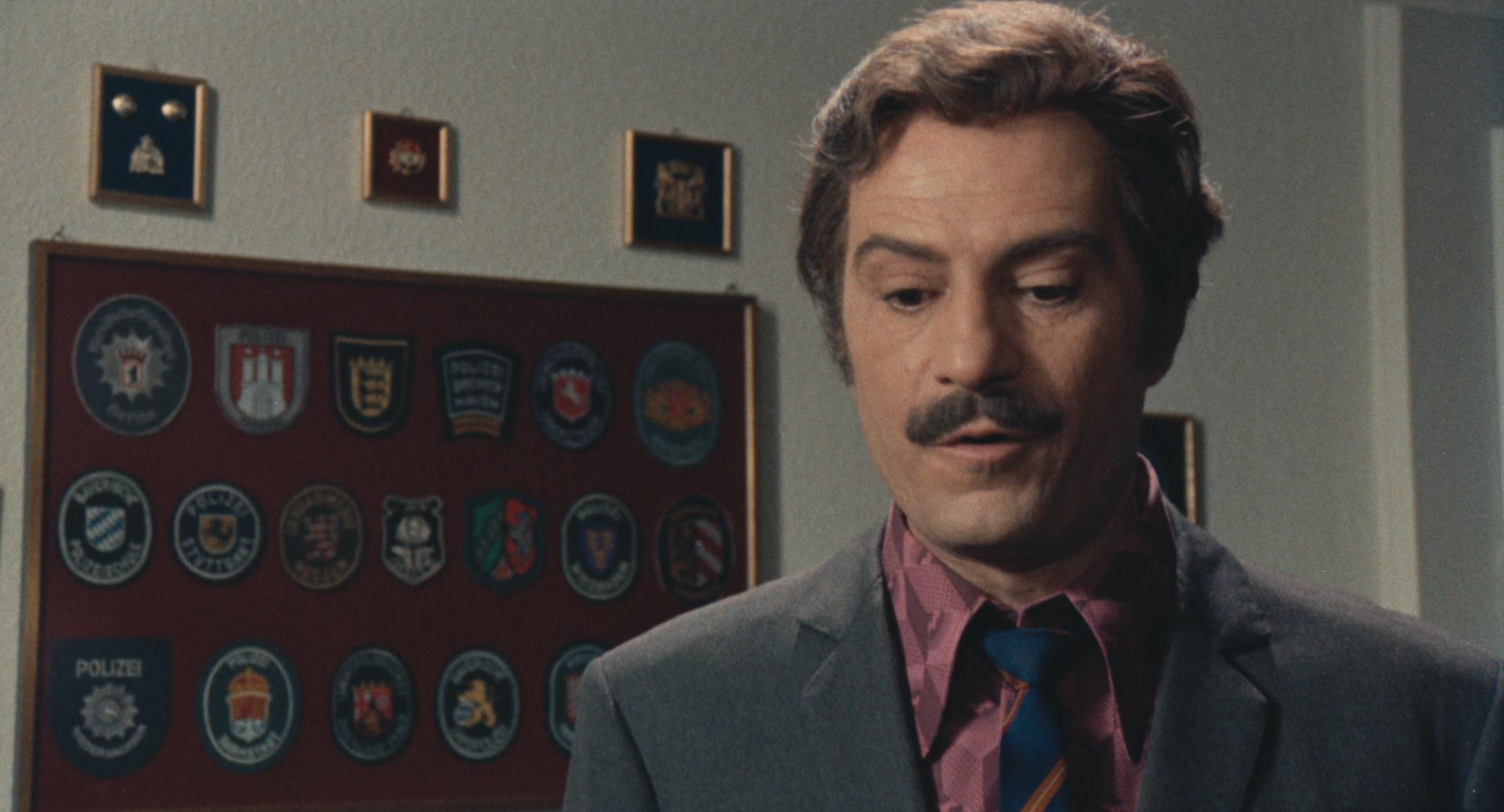 actor Nino Manfredi large photo