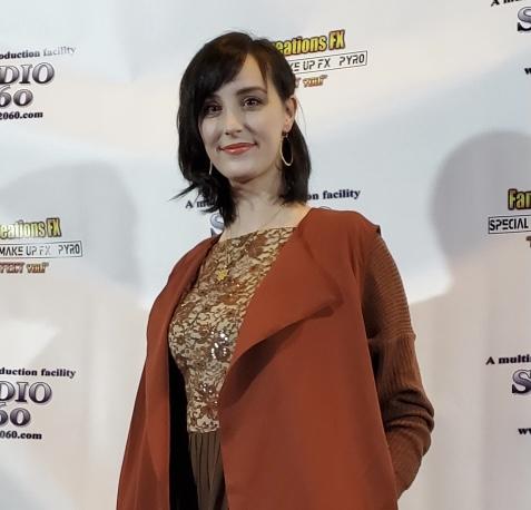 actor Valeri Bates large photo