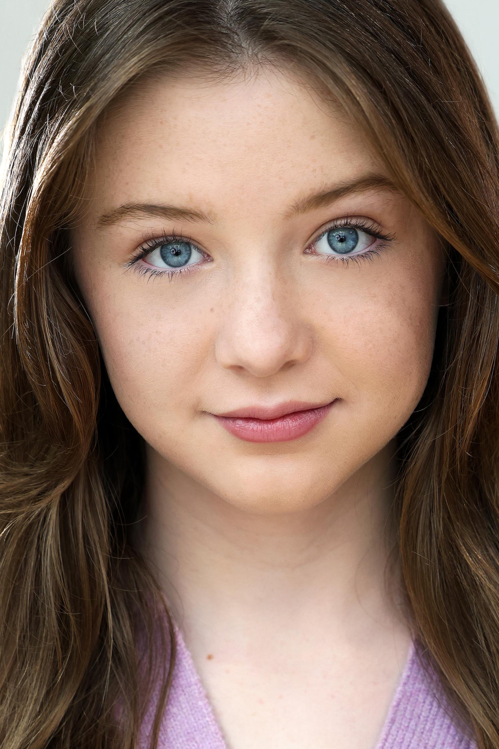 actor Reese Pucciano large photo