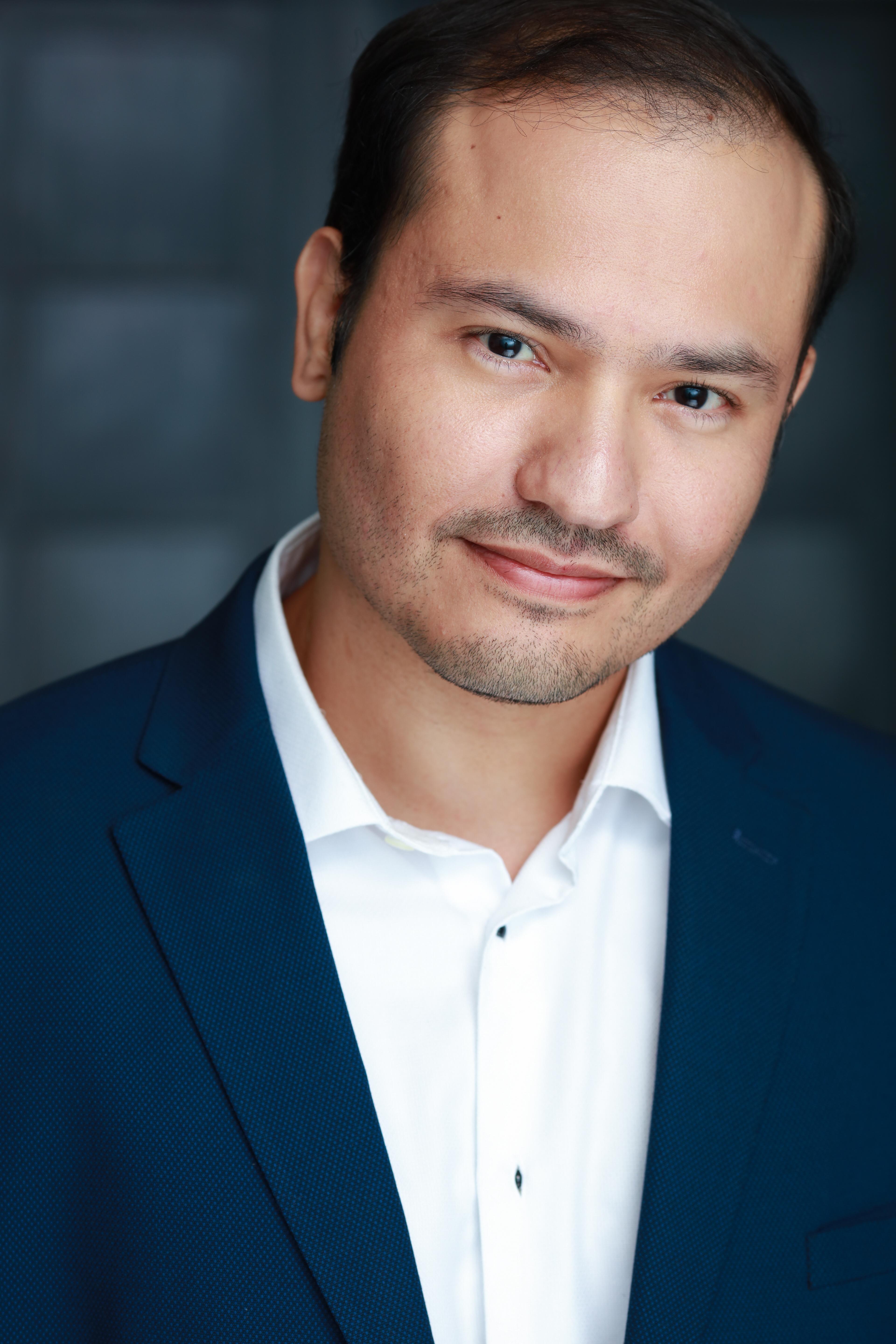 actor Eduardo Aldape large photo