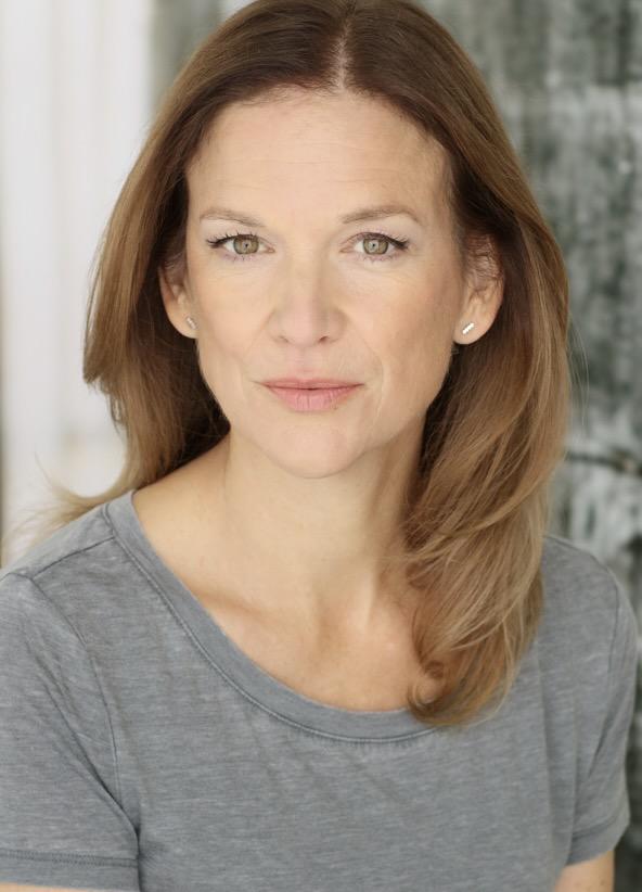 actor Jenna Hawkins large photo