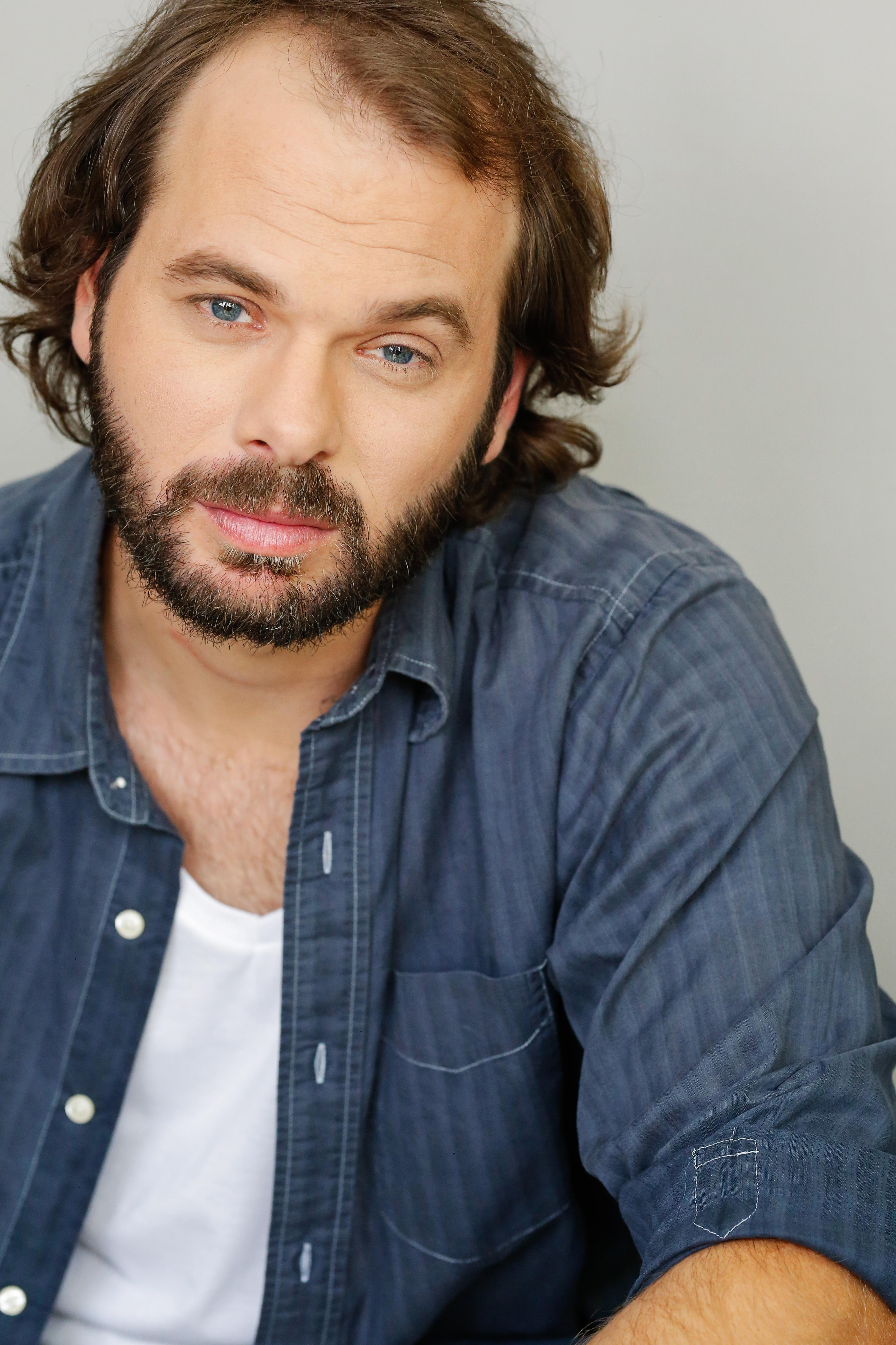 actor Steven James Olson large photo