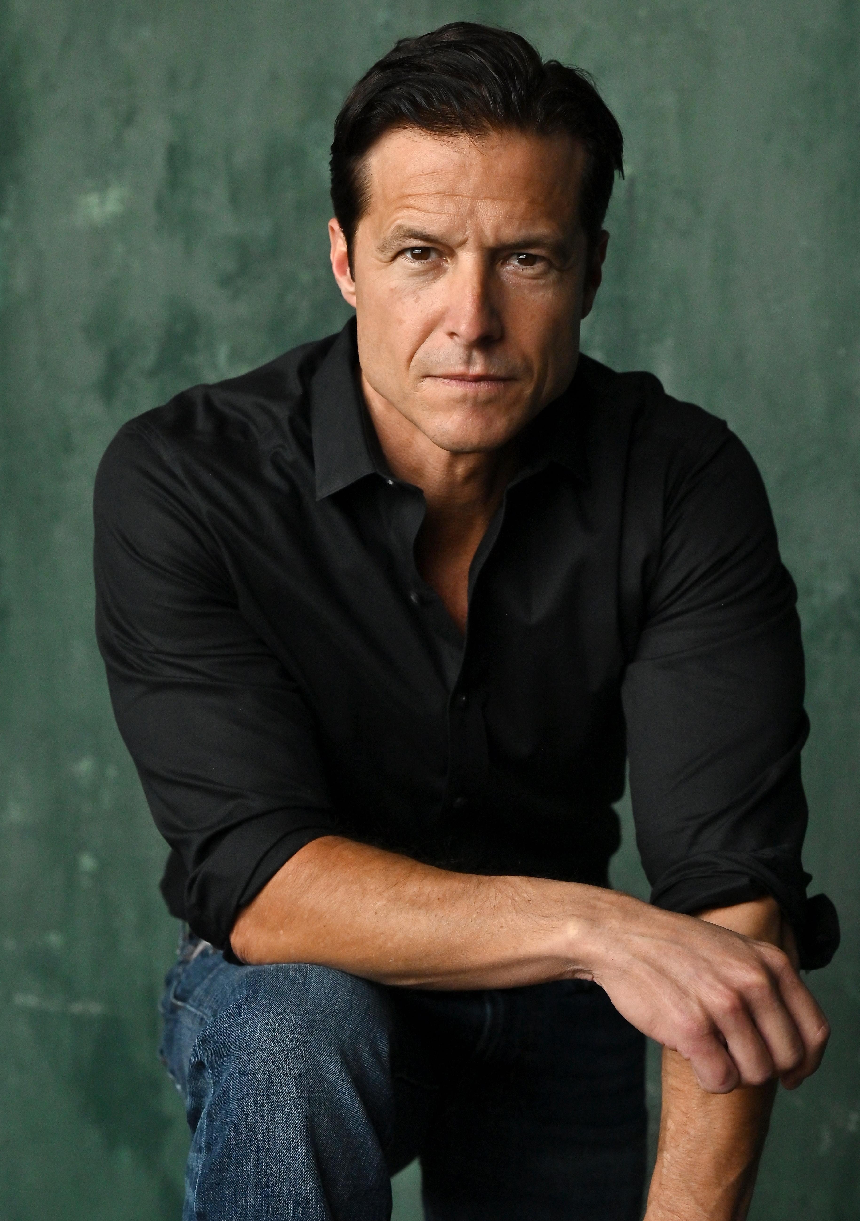 actor Mark Collier large photo