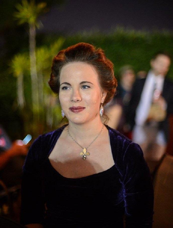 actor Alaine Huntington large photo