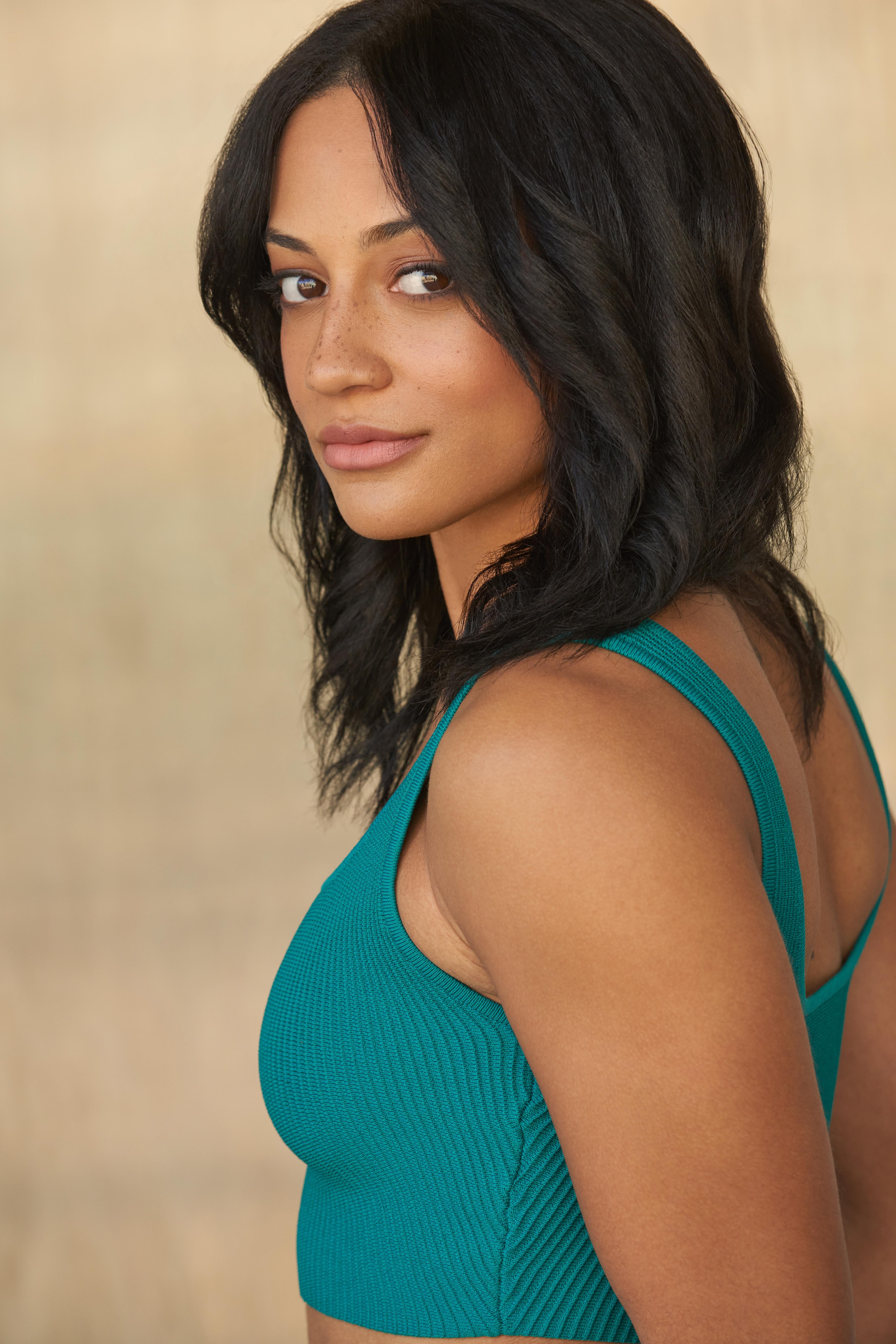 actor Angel Prater large photo