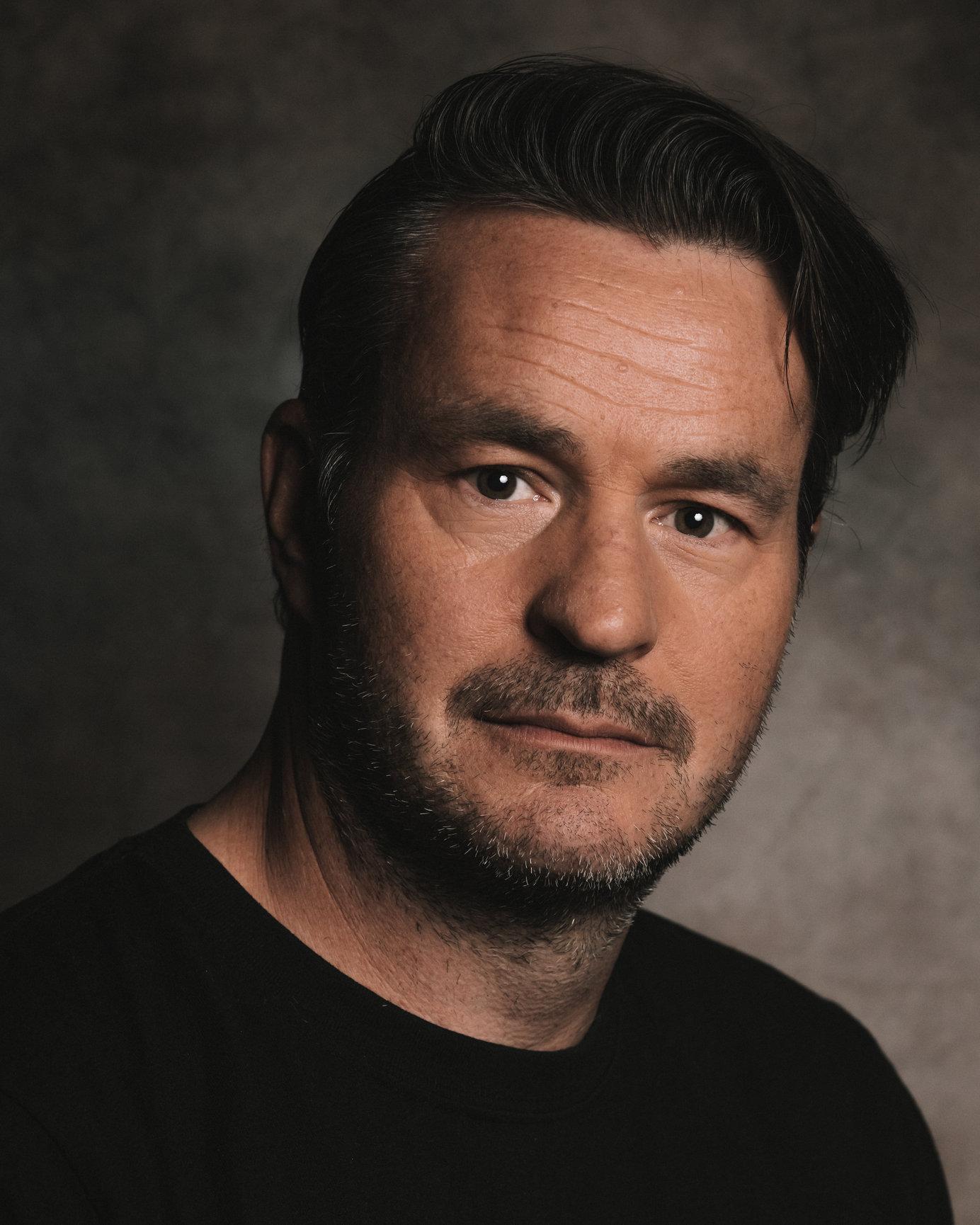 actor Richard Koy large photo