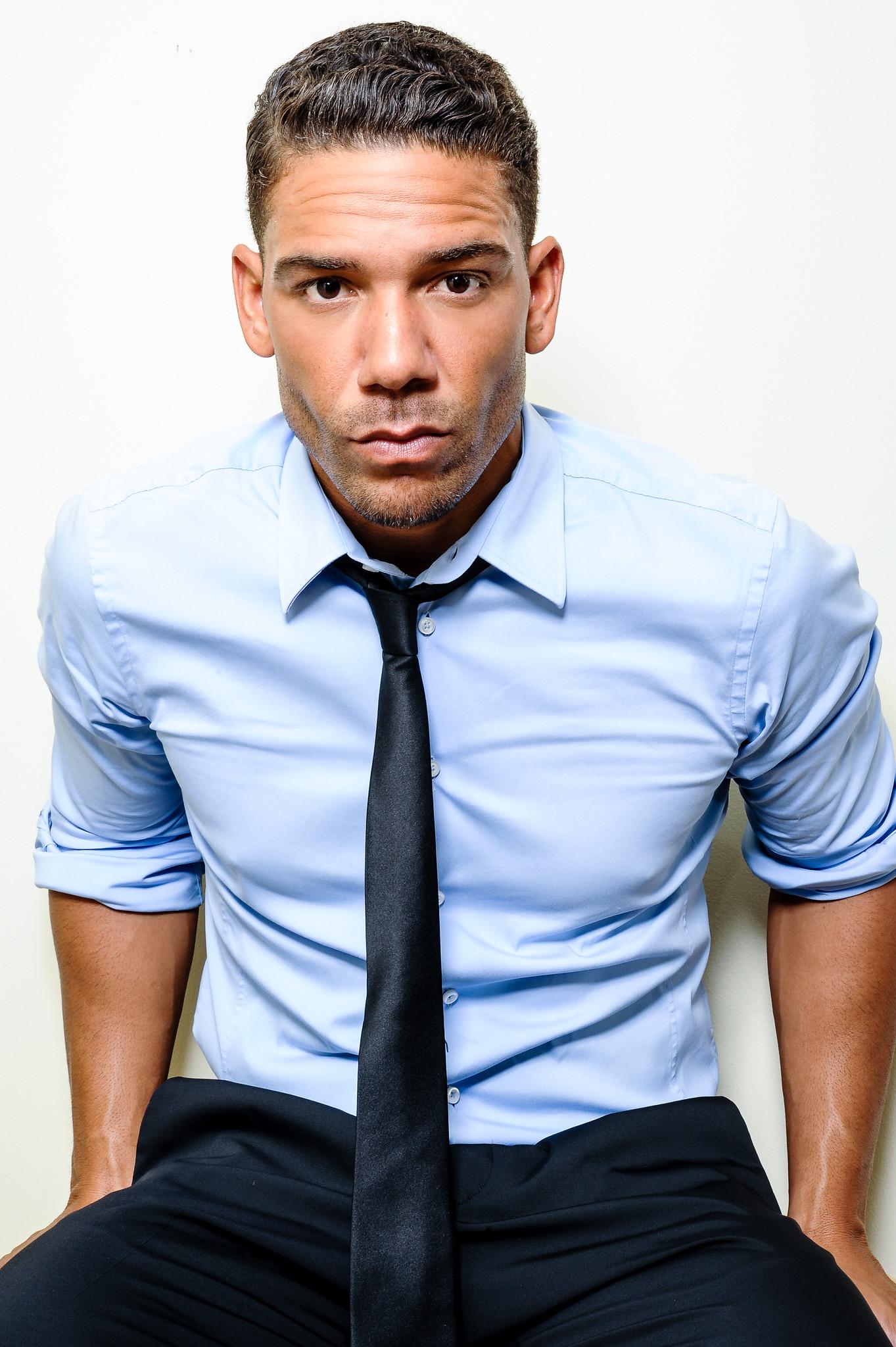 actor Tiago Roberts large photo