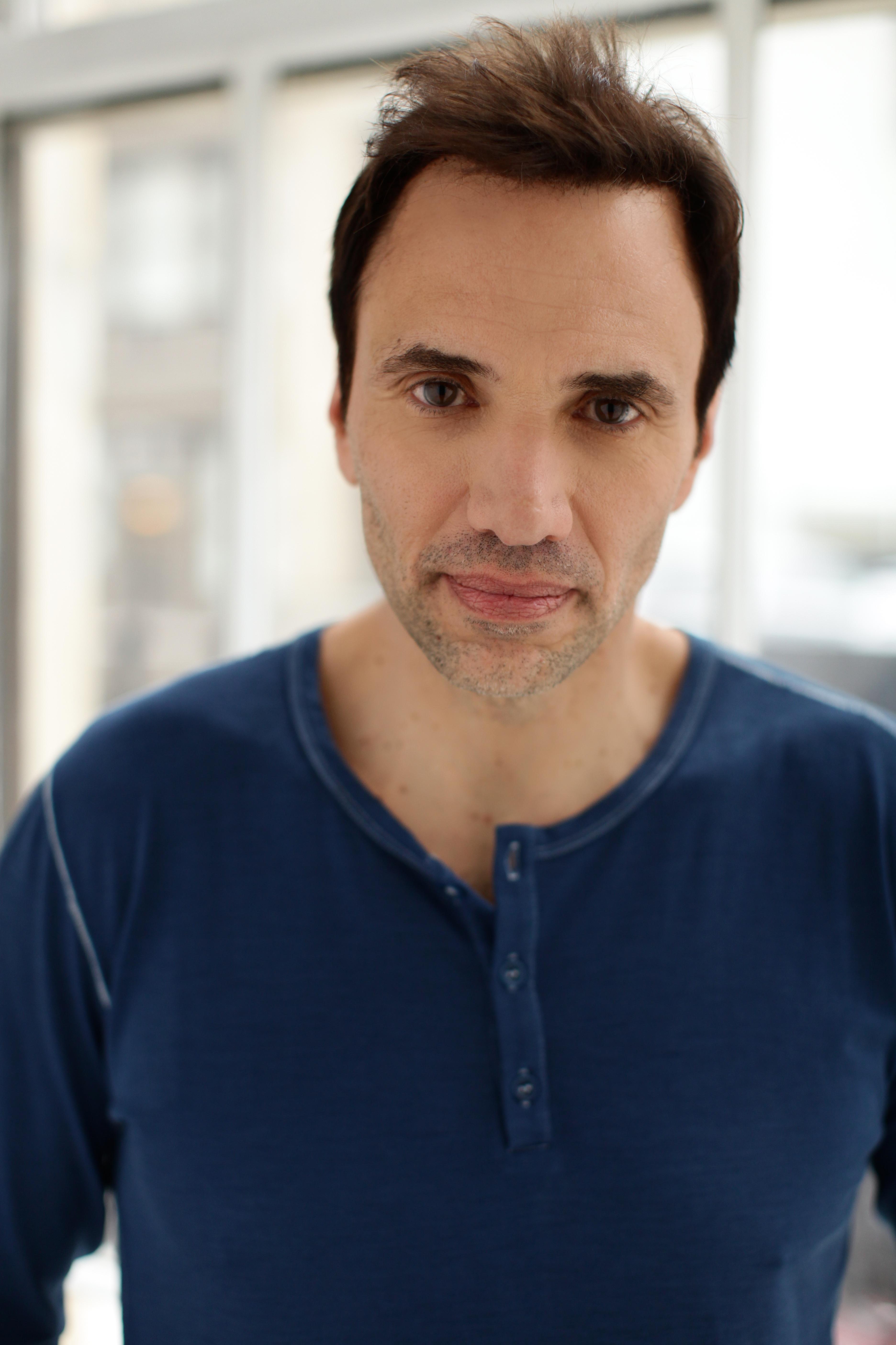 actor Paul Mecurio large photo