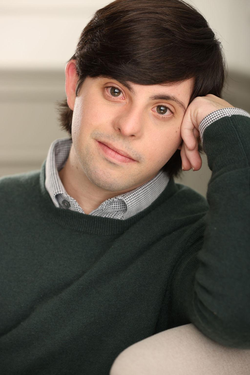 actor Matthew Von Der Ahe large photo