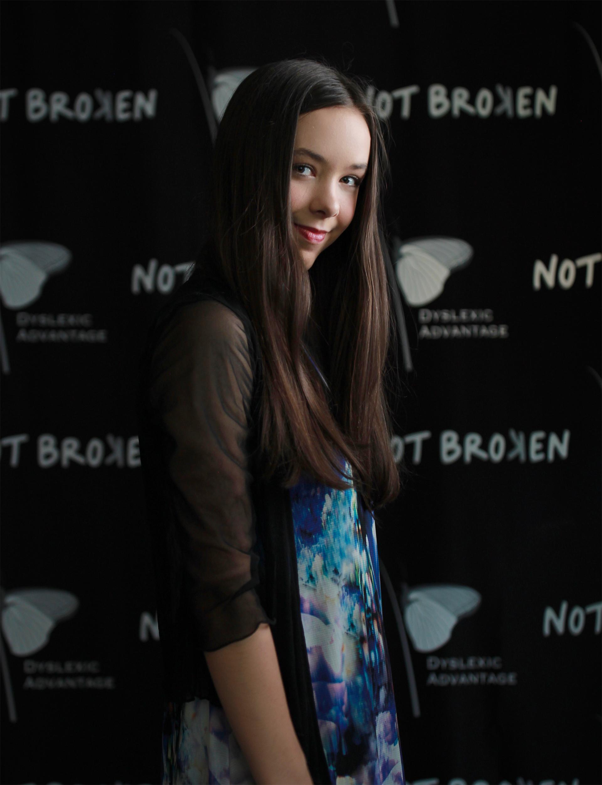 actor Lauren Havel large photo