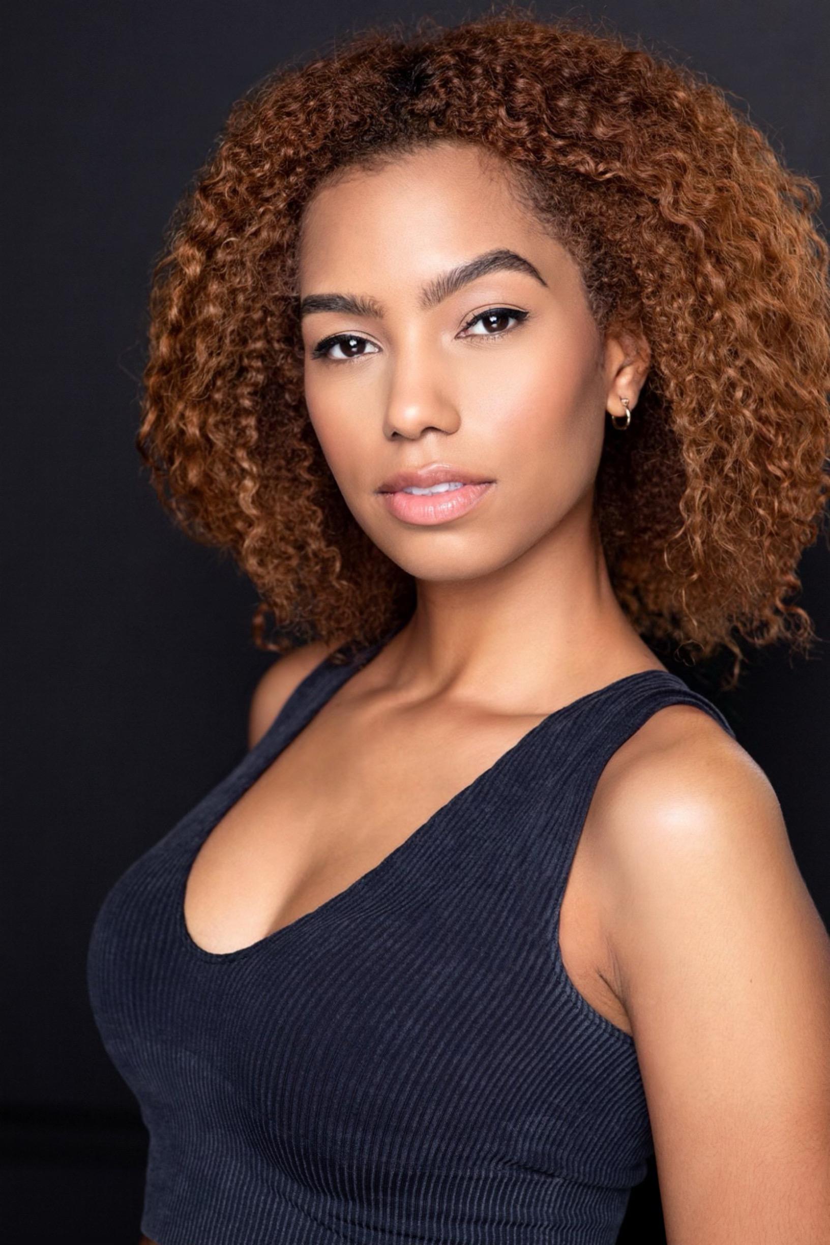 actor Ariel Iman large photo