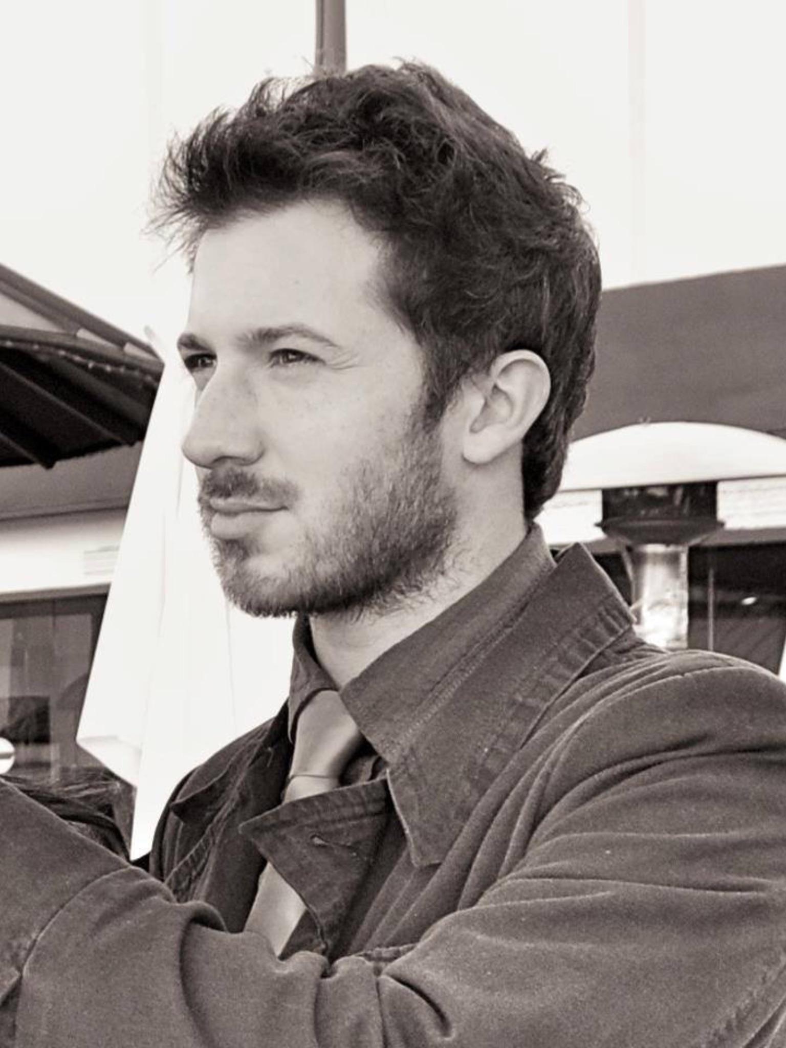 actor Robbie Banfitch large photo