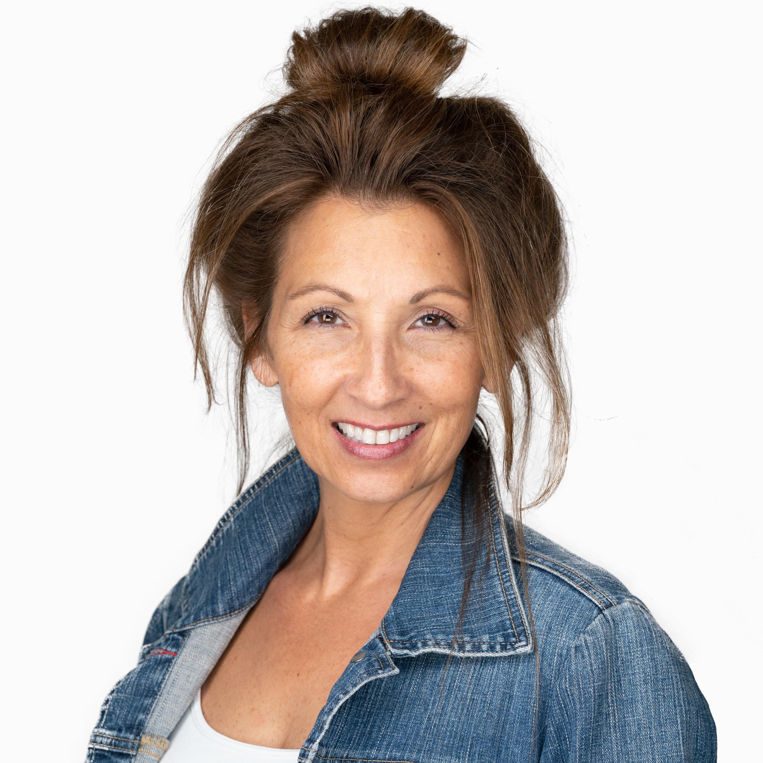 actor Gina Sankoe large photo