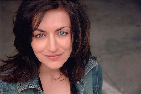 actor Erika Lenhart large photo