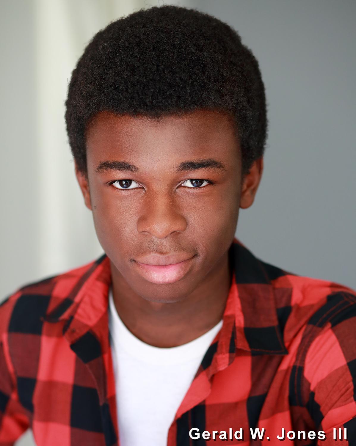 actor Gerald Jones large photo