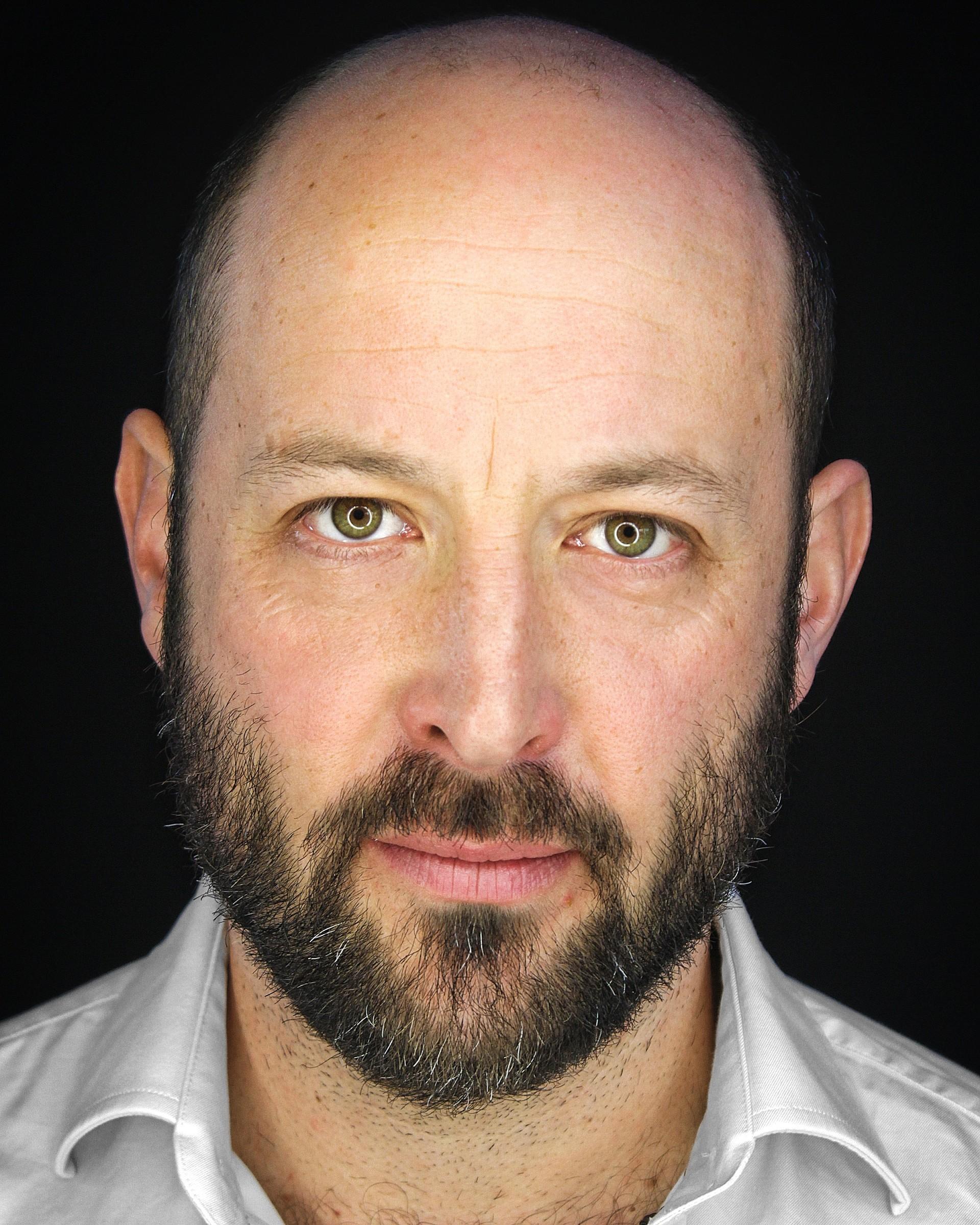 actor Ross Waiton large photo