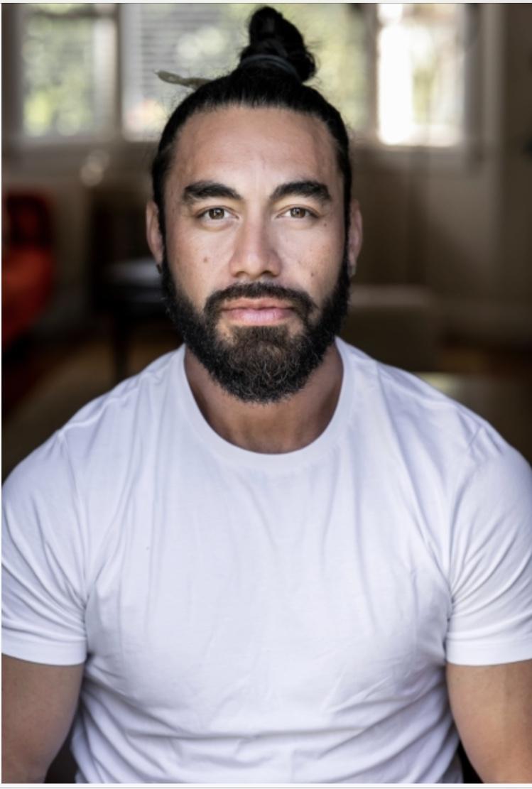 actor Stephen Grey large photo